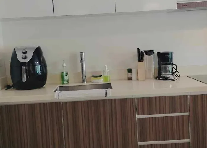 Hotel One Bedroom In Tower F -11n With Seaview 4*